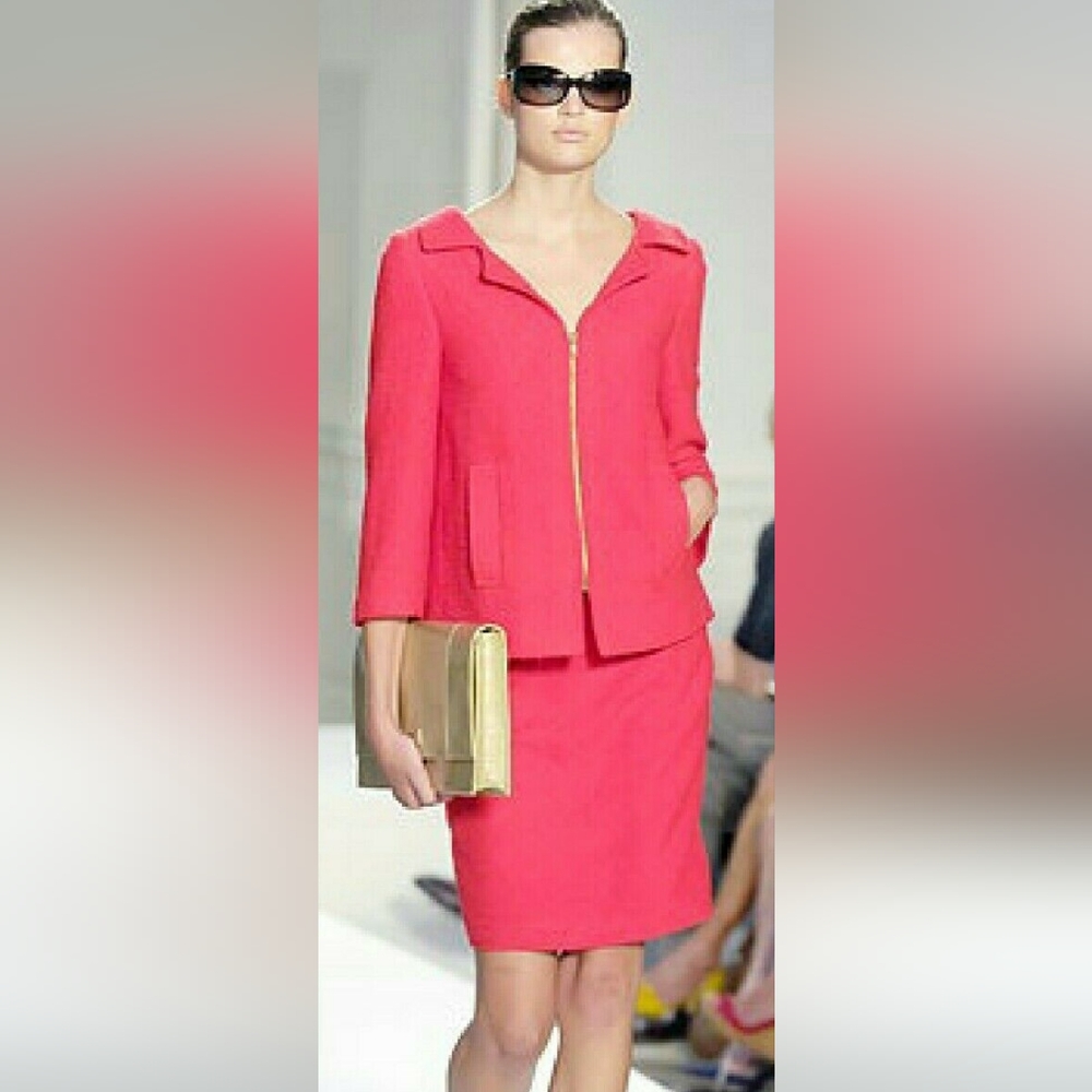 $4,000 OSCAR DE LA RENTA BEAUTIFUL RED WOOL BOUCLE RUNWAY SKIRT SUIT US 4